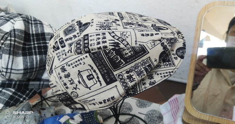 Black vintage advertising pattern hunting hat - หมวก - ผ้าฝ้าย/ผ้าลินิน สีดำ