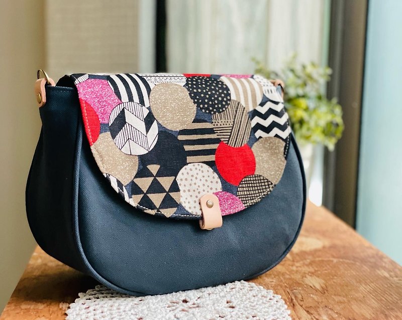Japanese style saddle bag - Messenger Bags & Sling Bags - Cotton & Hemp 