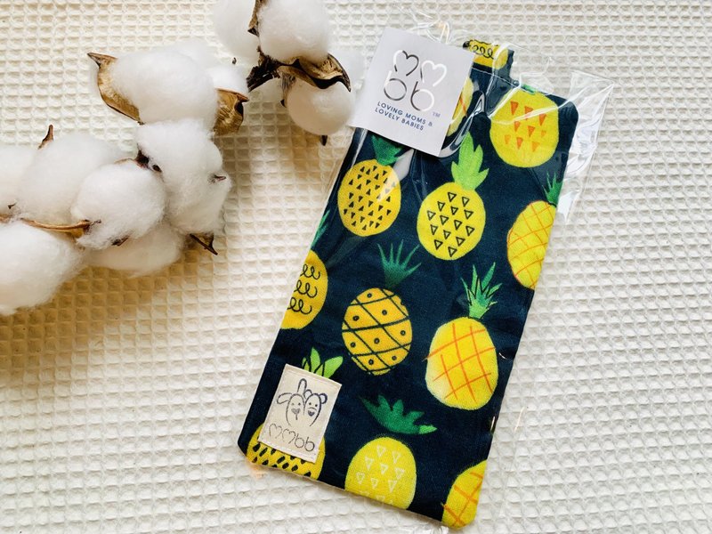 Handmade Kindergarten Handkerchief Pineapple Japan Imported Muffin Cloth Double Yarn - ผ้ากันเปื้อน - ผ้าฝ้าย/ผ้าลินิน หลากหลายสี