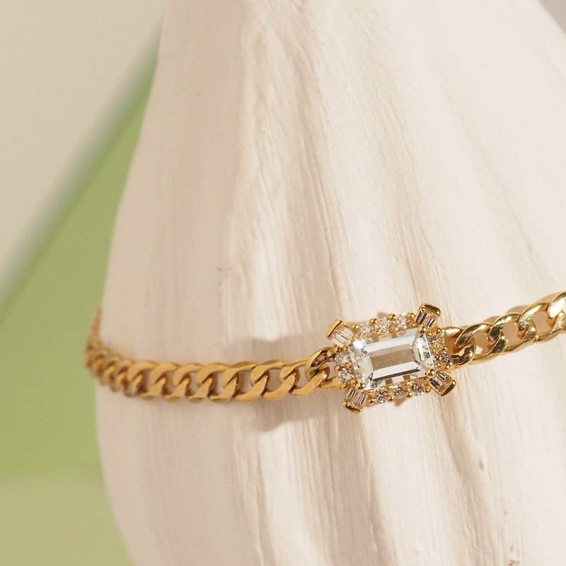 18K Gold The Aquamarine Louis IX Bracelet - สร้อยข้อมือ - เครื่องประดับ 