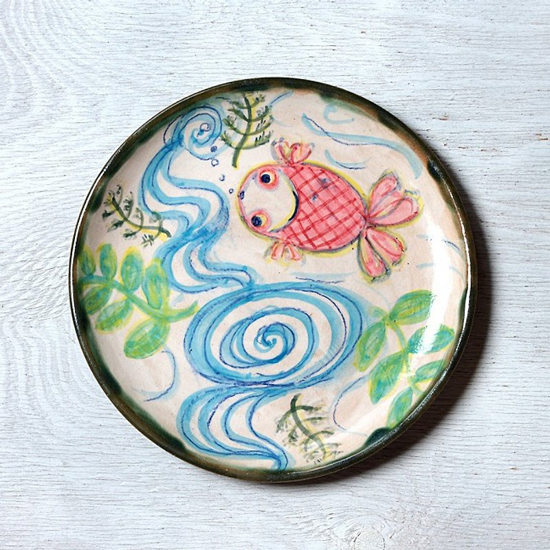 Watercolor-like goldfish drawing plate - Small Plates & Saucers - Pottery Multicolor