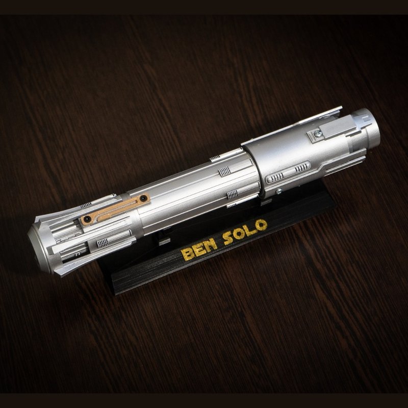Ben Solo Lightsaber | Star Wars Custom Lightsaber Prop - 擺飾/家飾品 - 塑膠 銀色