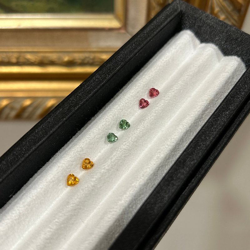 [Stone] Tourmaline Tourmaline Matching Gemstone 4mm Heart-Shaped Gemstone - สร้อยคอ - เครื่องเพชรพลอย หลากหลายสี