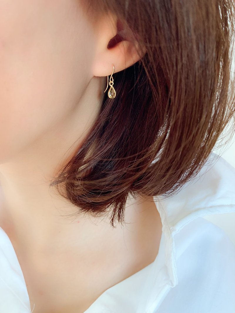Tiny drop Citline hook-earring /clip-earring - 耳環/耳夾 - 半寶石 黃色