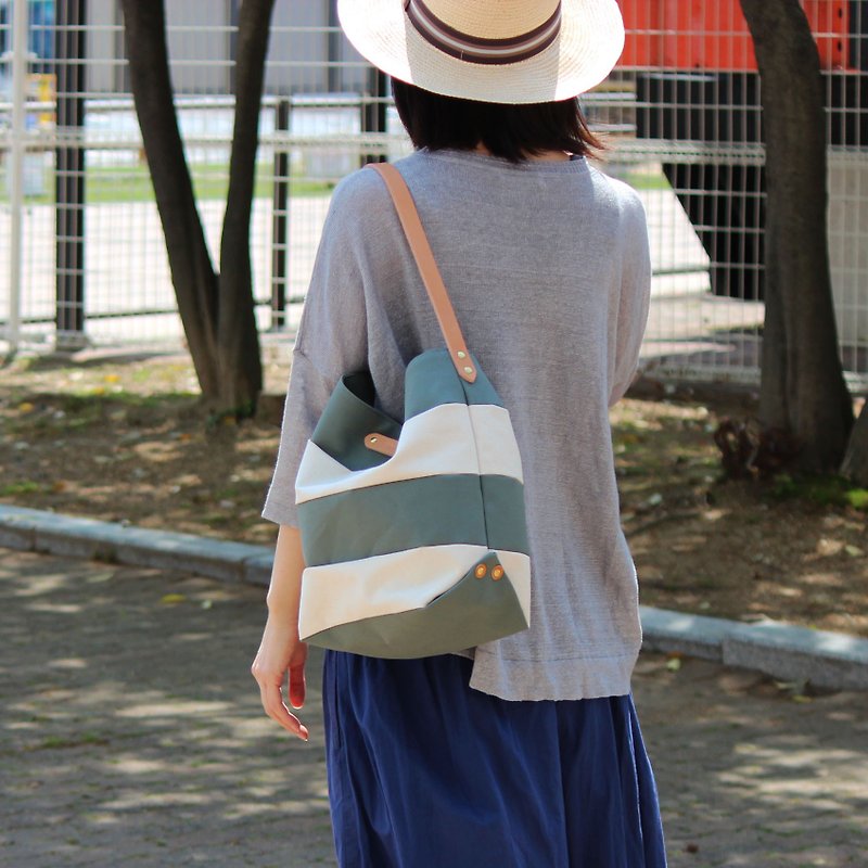 vacances: Wasabi Kurashiki canvas border bag - กระเป๋าถือ - ผ้าฝ้าย/ผ้าลินิน สีเขียว