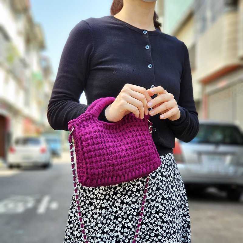 Cotton & Hemp Handbags & Totes - Cube bag