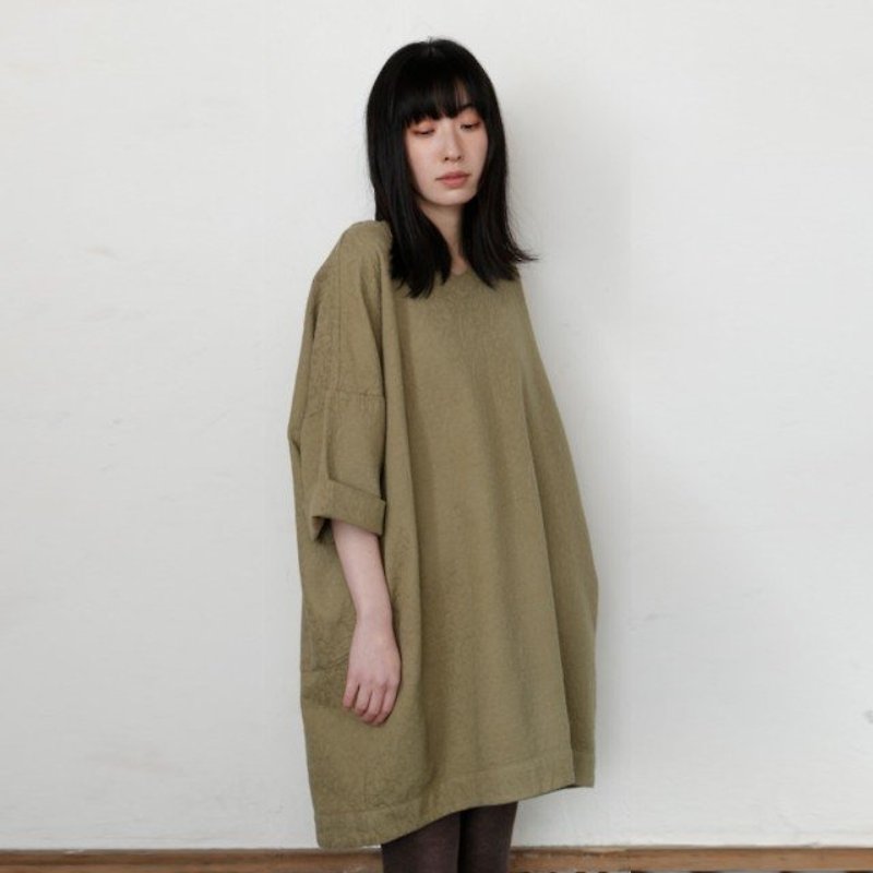 Jacquard big dress of mugwort dyeing - ชุดเดรส - ผ้าฝ้าย/ผ้าลินิน สีเขียว