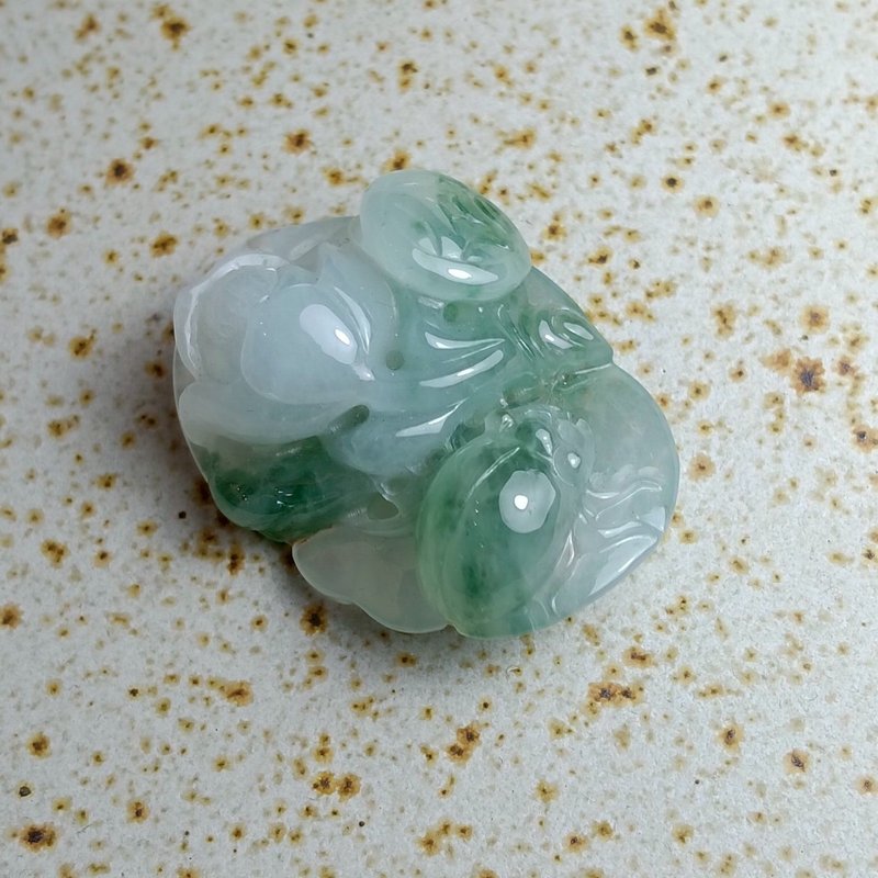 J0231天然翡翠A貨 . 冰種冰飄綠花蓮花.正人君子.擺件. - 擺飾/家飾品 - 玉石 