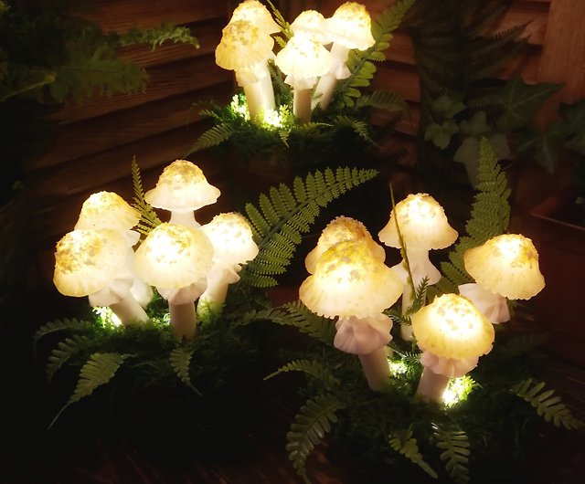 Mushroom Lamp 5 Magic Mushroom Lights, night light glowing plants - Shop  Magic Night Lights Lighting - Pinkoi