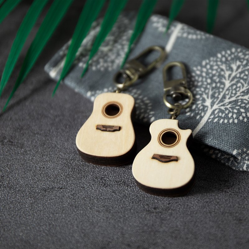 Guitar model guitar key ring guitar pendant acoustic guitar key ring customized name - Keychains - Wood 