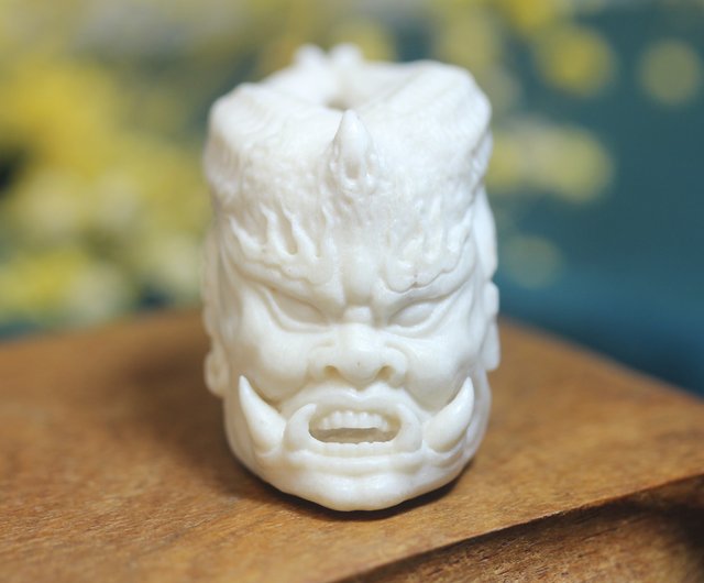 ウォークラフト】天然鹿の角彫刻を施したネックレス/ペンダント