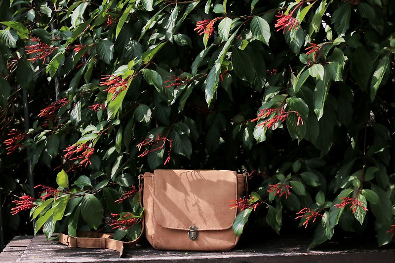 Chez. Exclusive order for Kang Binyun - Messenger Bags & Sling Bags - Polyester Black