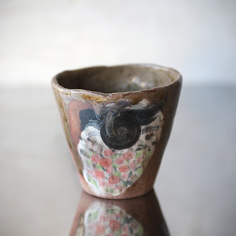 Hand twist cup · Moon cloud - Mugs - Pottery Brown