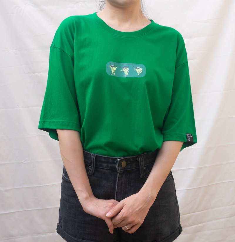 【Off-season sale】Oversize T-shirt - Kappa Dance - Green - 帽T/大學T - 棉．麻 綠色