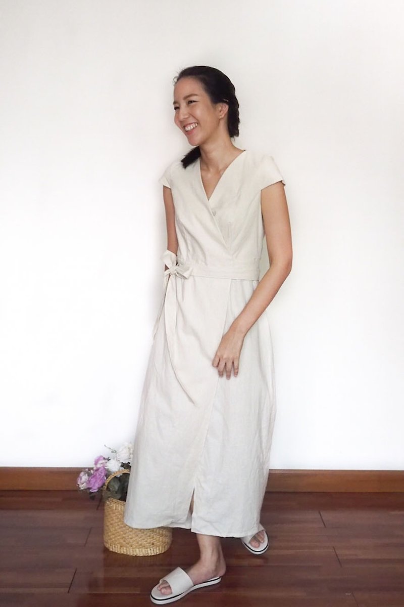 Goody Bag - Isabella Linen Dress - Natural linen - ชุดเดรส - ผ้าฝ้าย/ผ้าลินิน สีกากี