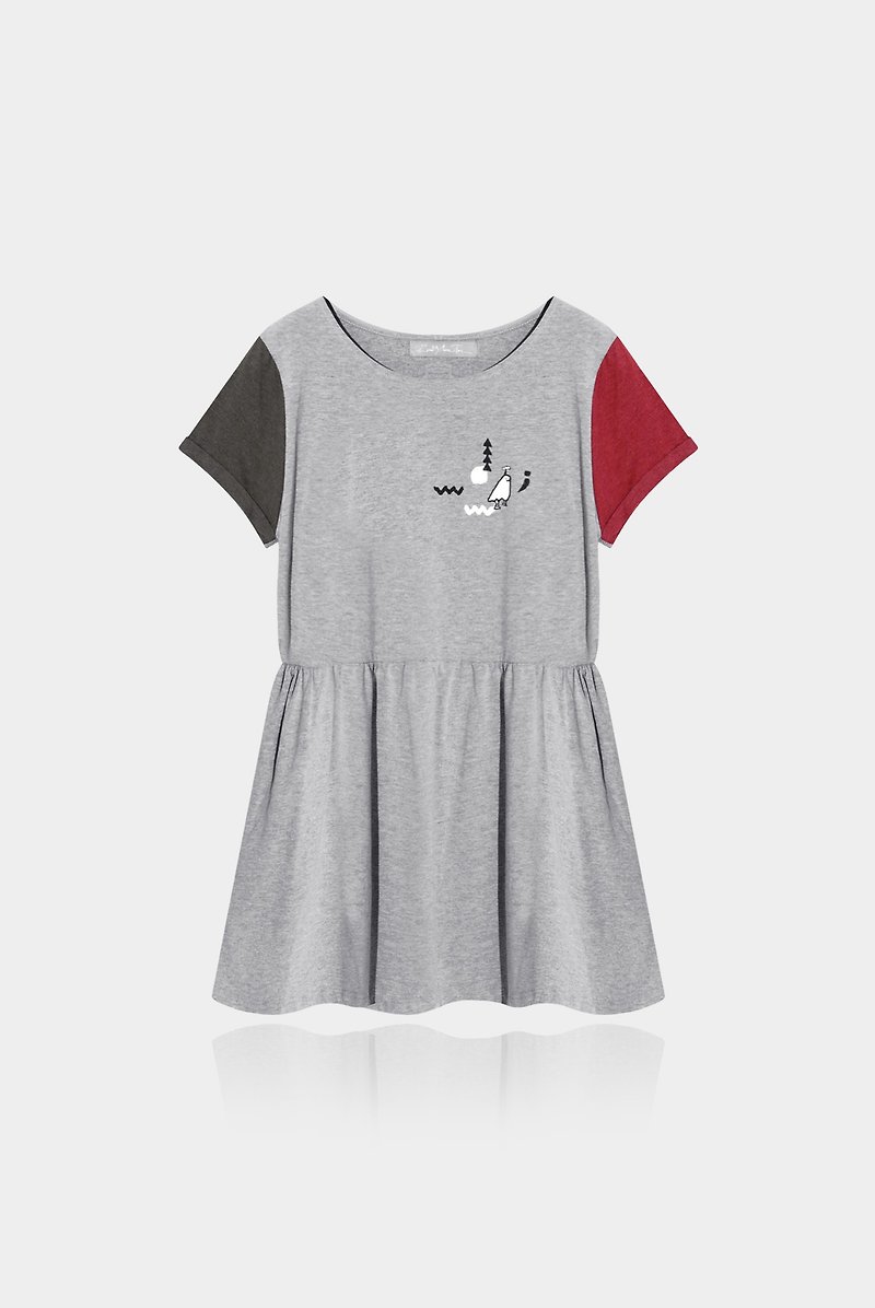 [Last one] little devil head hide and seek / red and green fight color sleeves wide dress - One Piece Dresses - Cotton & Hemp Gray