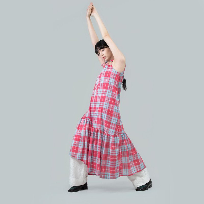 tan tan / red and blue plaid spaghetti dress - ชุดเดรส - ผ้าฝ้าย/ผ้าลินิน สีแดง