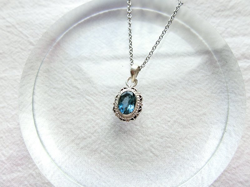 London blue topaz 925 sterling silver lace necklace Nepal handmade silver - Necklaces - Gemstone Silver