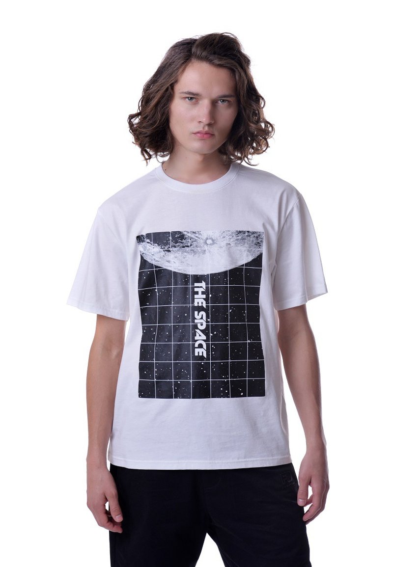 美國Fools Day Space Box White Tee - 帽T/大學T - 棉．麻 白色