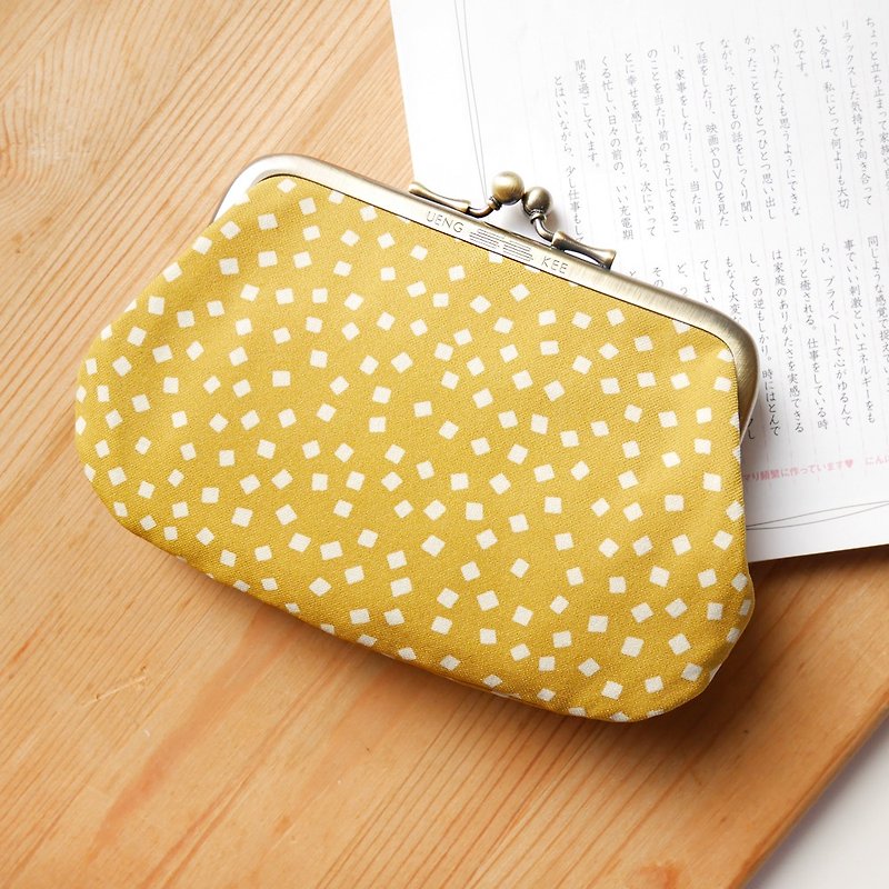 Curry white rice mouth gold buns mother bag / coin purse [made in Taiwan] - กระเป๋าคลัทช์ - โลหะ สีทอง