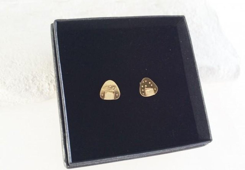 ◇ Onigiri ◇ Brass + SV earrings - ต่างหู - โลหะ สีทอง