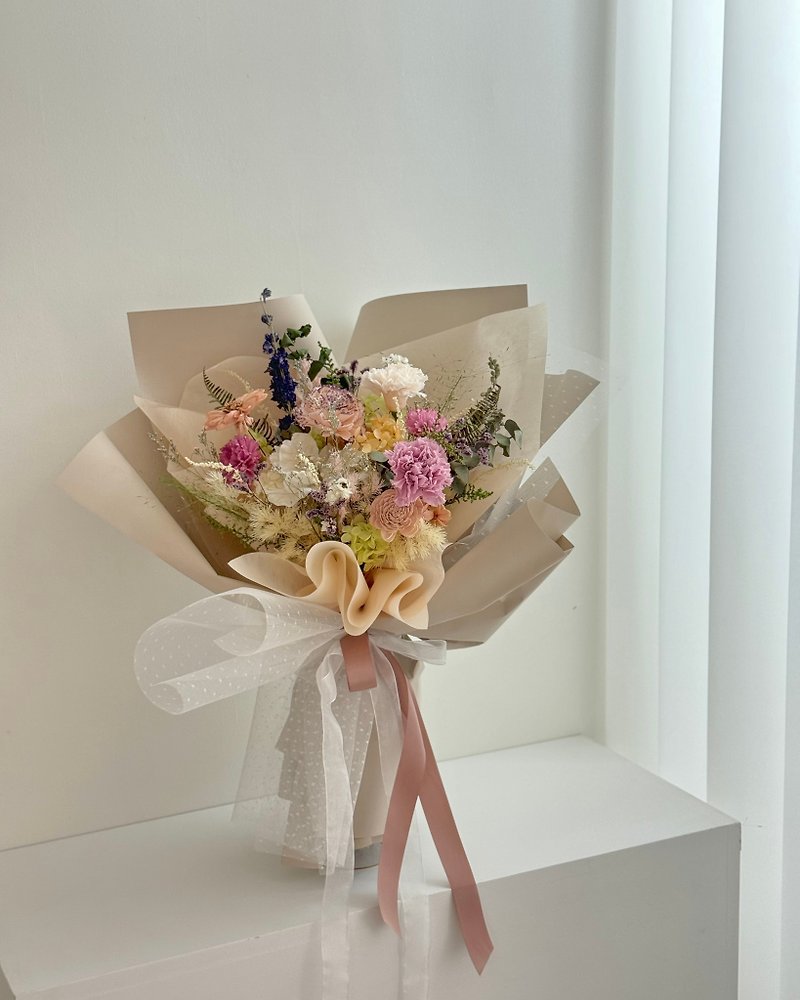 Mother's Day Everlasting Carnation Bouquet (Large Bouquet) - ช่อดอกไม้แห้ง - พืช/ดอกไม้ สึชมพู