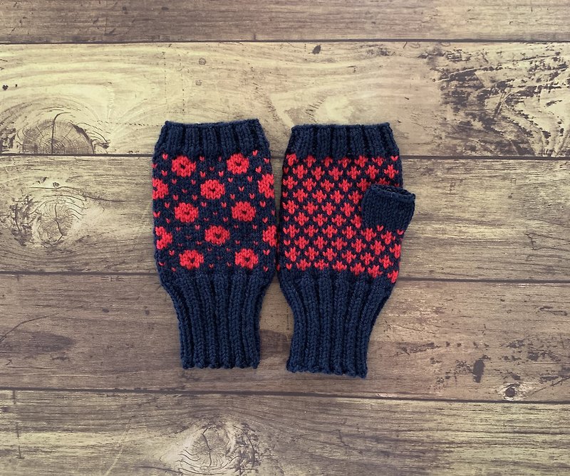 Hand warmers with traditional Scandinavian pattern, indigo x red - Other - Wool Blue