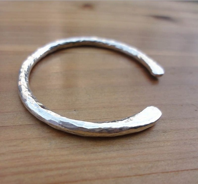 Hand forged and knocked No. 2 Silver bracelet