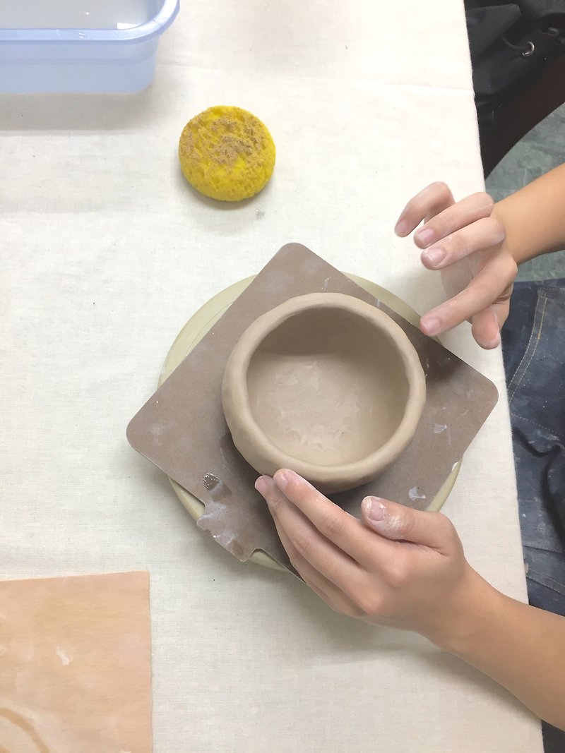 高雄陶器手工芸体験講座、手作りカップ、お椀、お皿（3つからお選びください） - 陶芸/ガラス - 磁器 