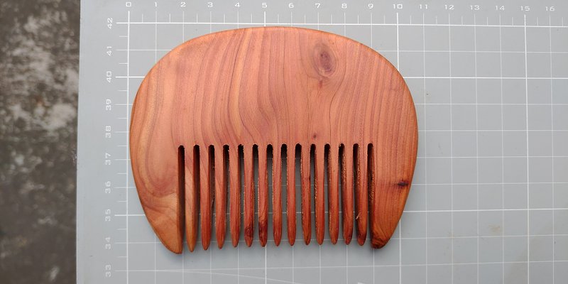 Longbai wood comb A - เครื่องประดับผม - ไม้ 