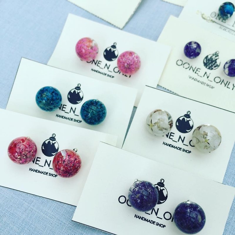 Oone_n_Only Handmade Pressed Flower Earrings (Multicolor) - Chokers - Glass 
