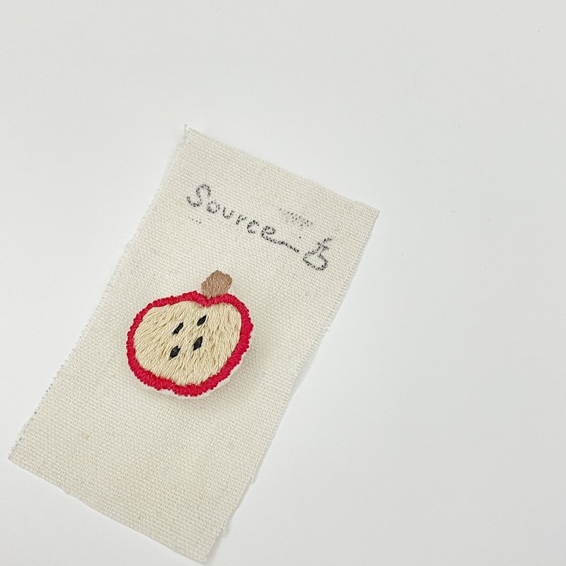 Original design l apple embroidery brooch embroidery pin apple brooch fruit embroidery embroidery - Brooches - Cotton & Hemp White