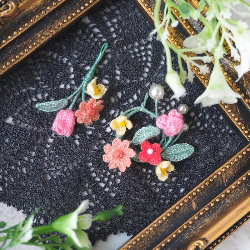 【Earrings/ear clips】embroidery thread/crochet/tulip/bouquet/wreath/asymmetry - Earrings & Clip-ons - Thread Pink