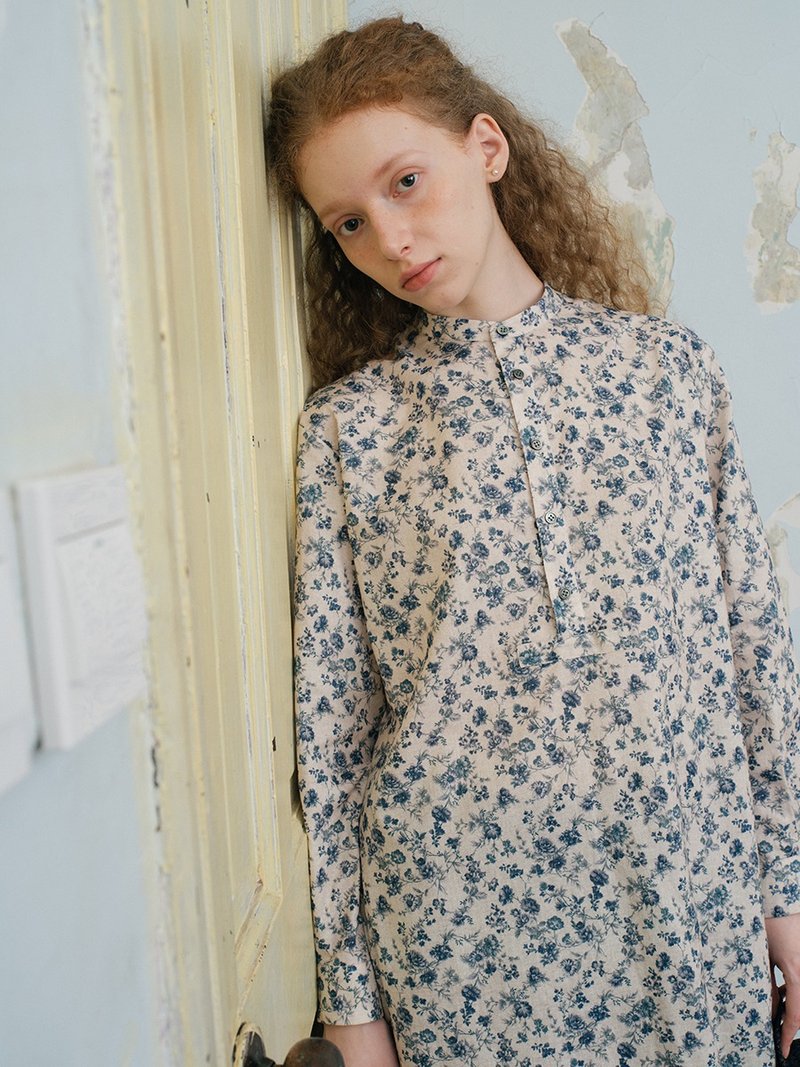 Long cotton printed loose-fitting long-sleeved shirt with floral print - One Piece Dresses - Cotton & Hemp Black