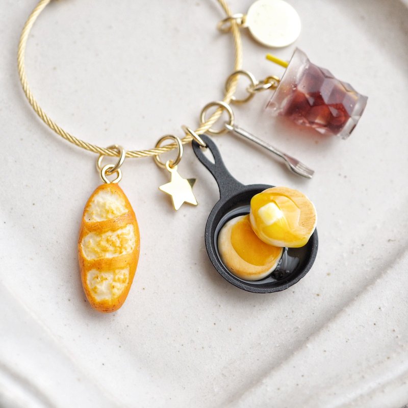 Keyring / miniature / pancake - ที่ห้อยกุญแจ - ดินเหนียว สีนำ้ตาล