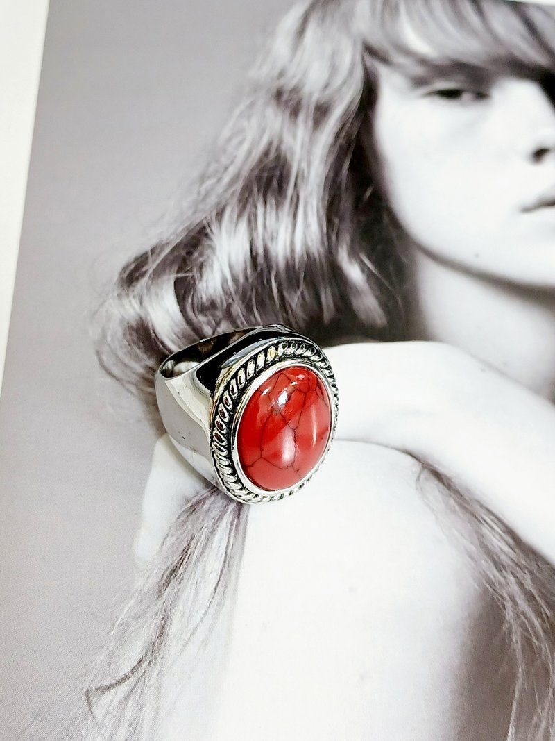 vintage jewelry 典雅大戒面紅碧石戒指 - 戒指 - 其他金屬 
