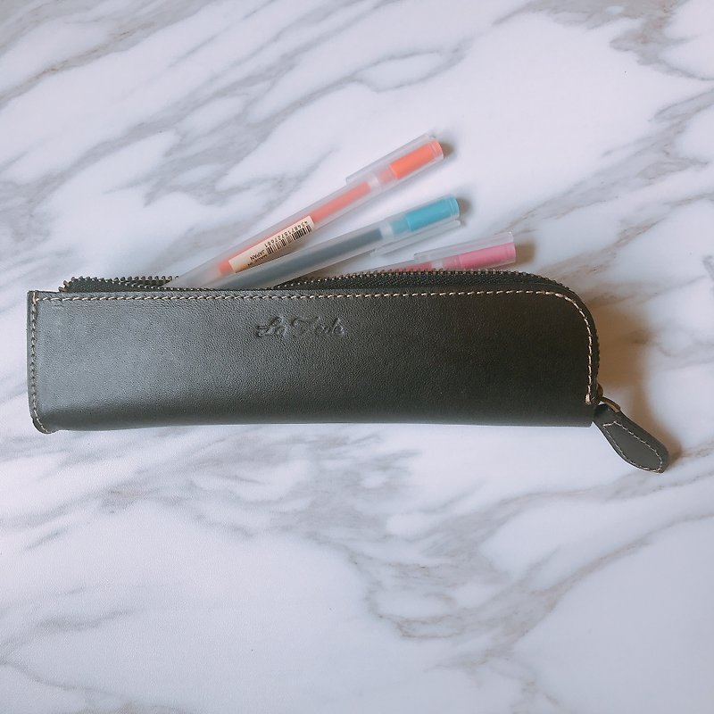 [La Fede] L-shaped leather zipper pencil case-classic black - กล่องดินสอ/ถุงดินสอ - หนังแท้ 