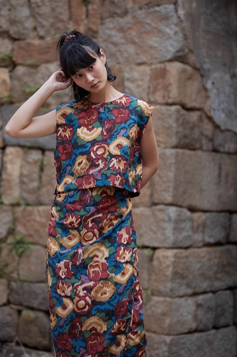 Vintage Literary Silk Cotton Printed Plant-dyed Vest - Women's Vests - Other Materials Multicolor