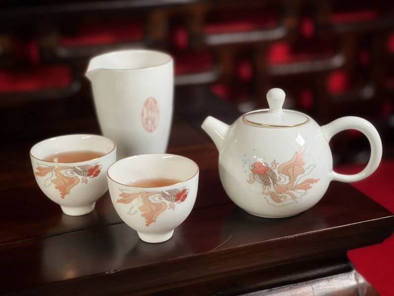 雲裳愉悅蓮蓮 - 茶壺/茶杯/茶具 - 瓷 白色