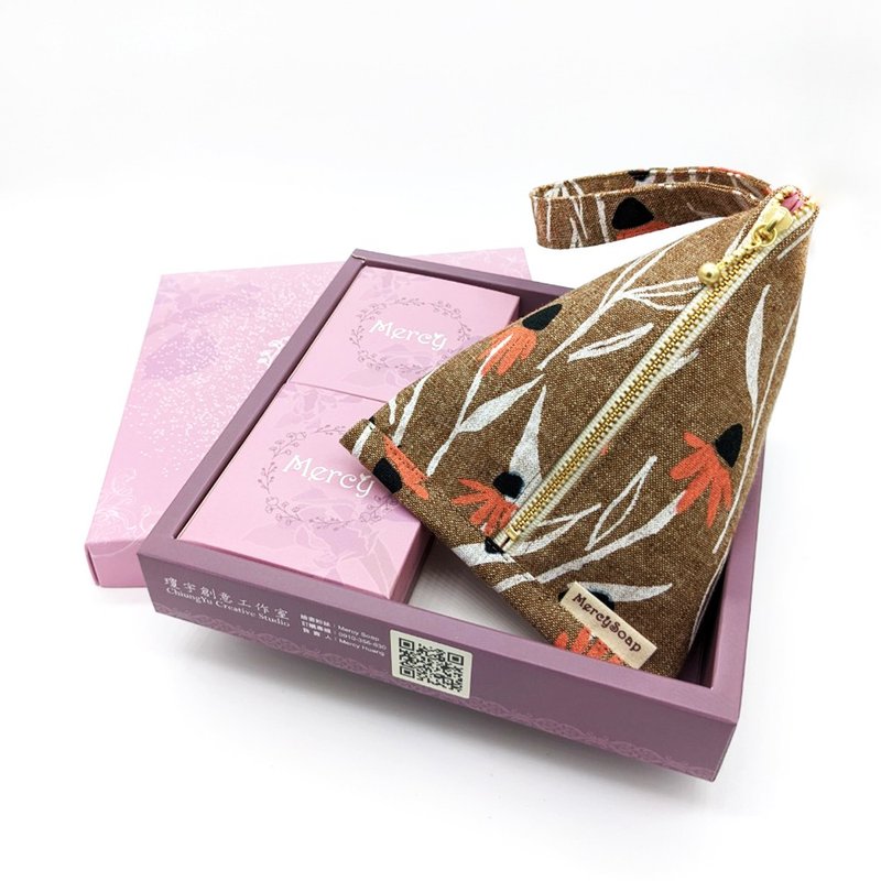 Mercy Wishing and Blessing Series-Bao Zong Kai Luck Handmade Soap Gift Box///Brown - สบู่ - วัสดุอื่นๆ สีกากี