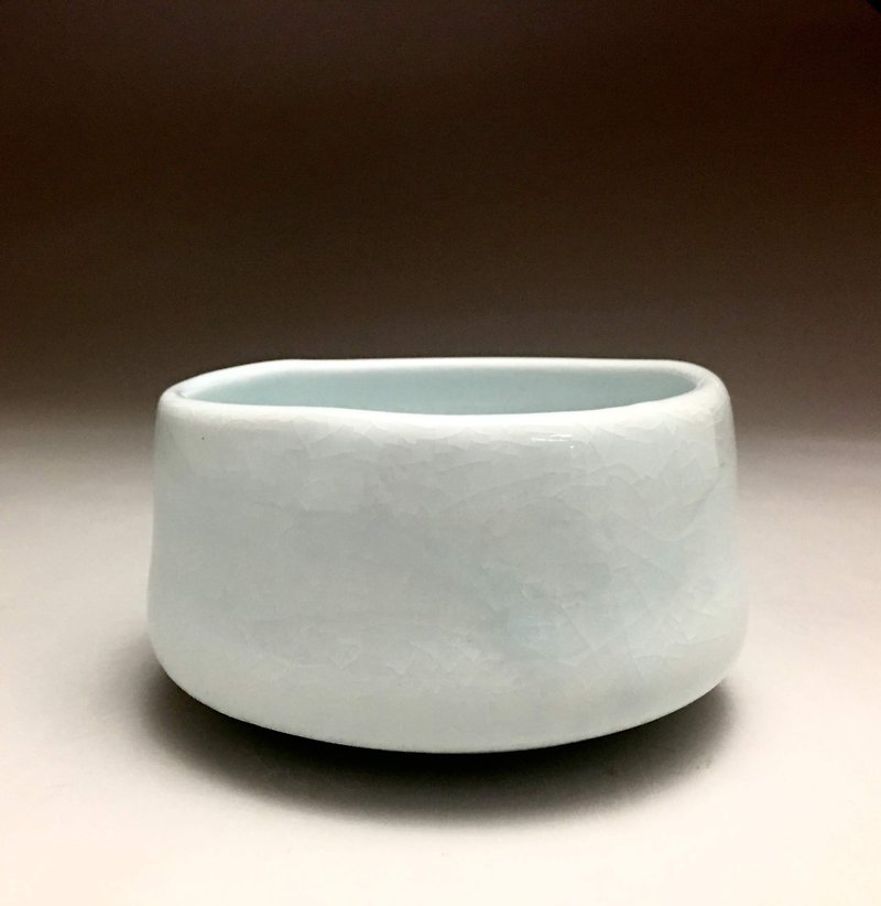 アイスブルーセラドンティーボール - 花瓶・植木鉢 - 陶器 