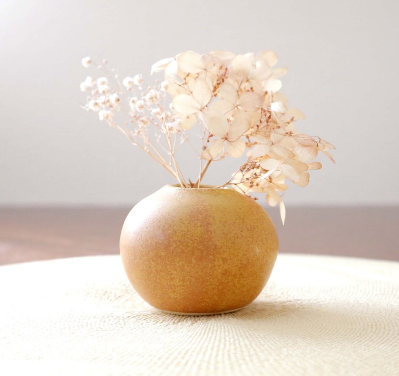 A round flower lover in deep golden yellow - Pottery & Ceramics - Pottery Orange