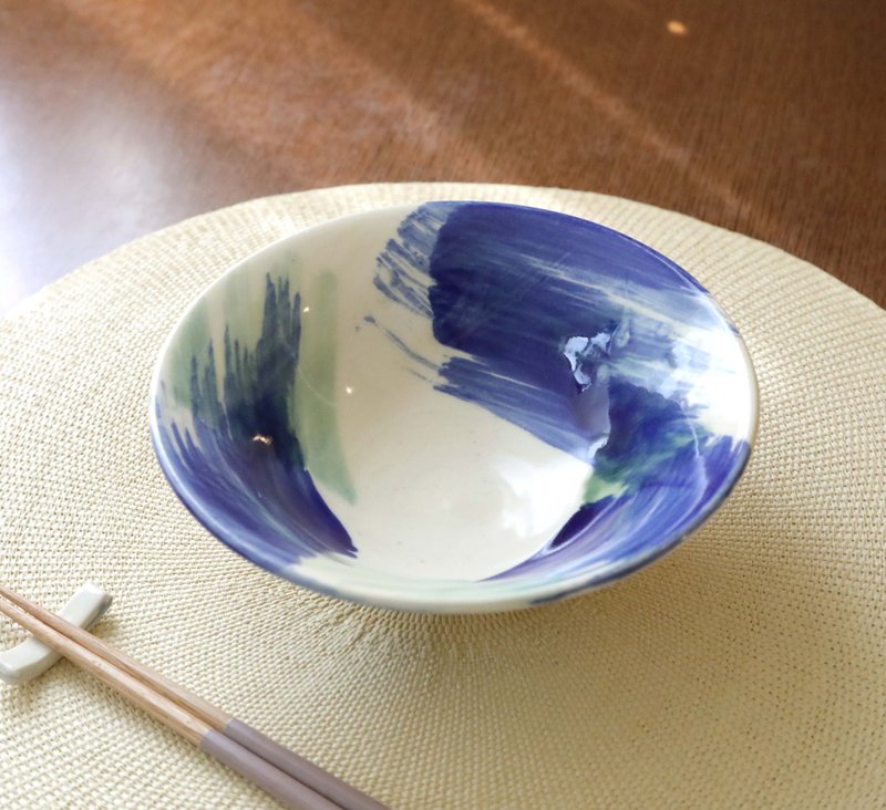 瑠璃と織部の刷毛目鉢 - 碗 - 陶 藍色