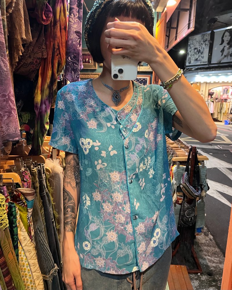 喜迎瑤 Vintage 古著 復古 復古襯衫 立領 中國領 襯衫 短袖襯衫 - 女襯衫 - 棉．麻 多色