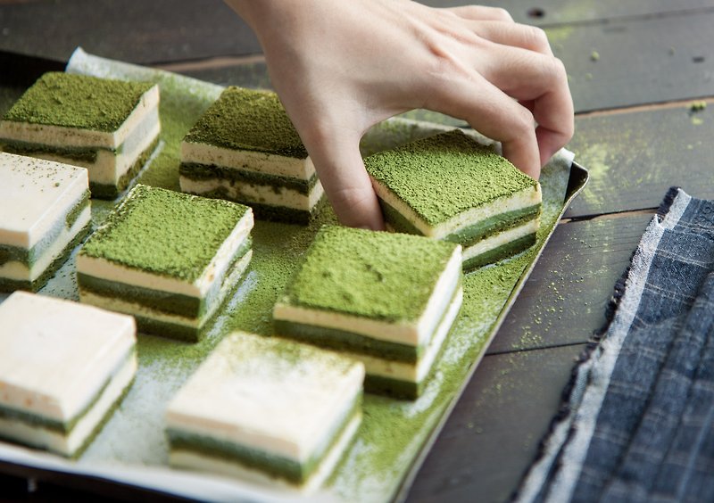 Matcha Mascarpen Cake - เค้กและของหวาน - อาหารสด สีเขียว