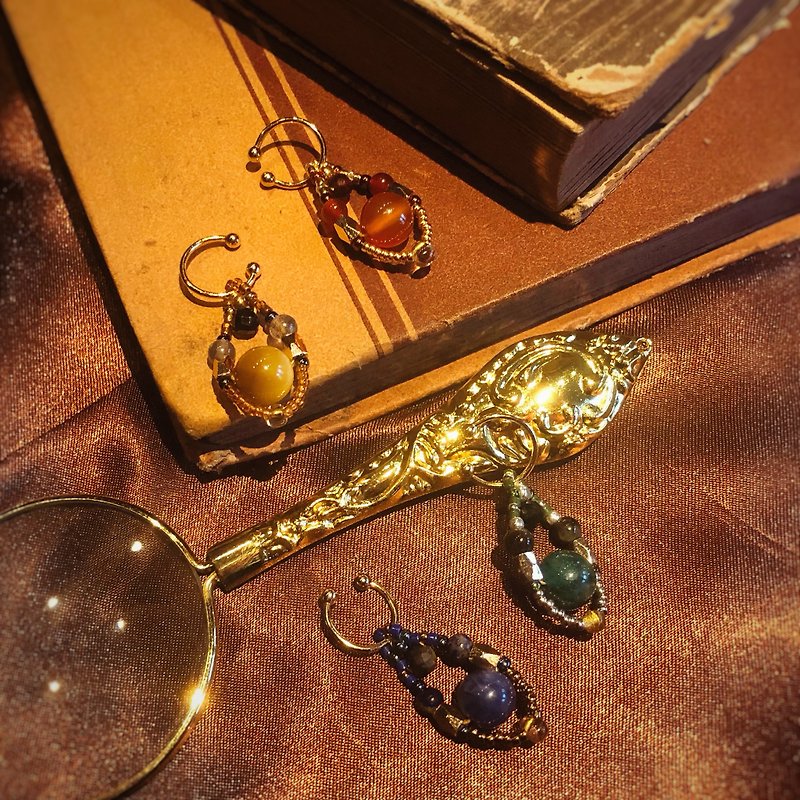 //Welcome to Hogwarts // Natural Stone Ear Cuffs (Sold in Pair) ・Crystal - Earrings & Clip-ons - Crystal Multicolor