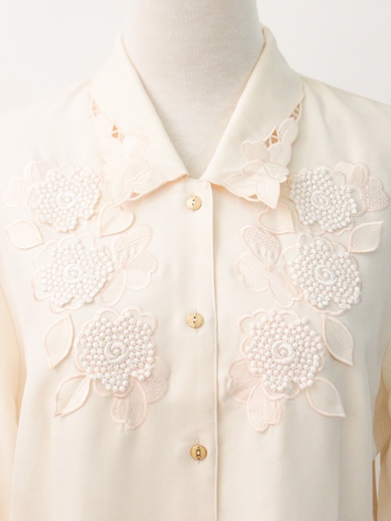 復古日本製花朵刺繡香檳粉色長袖古著襯衫 Vintage Blouse - 女襯衫 - 聚酯纖維 粉紅色