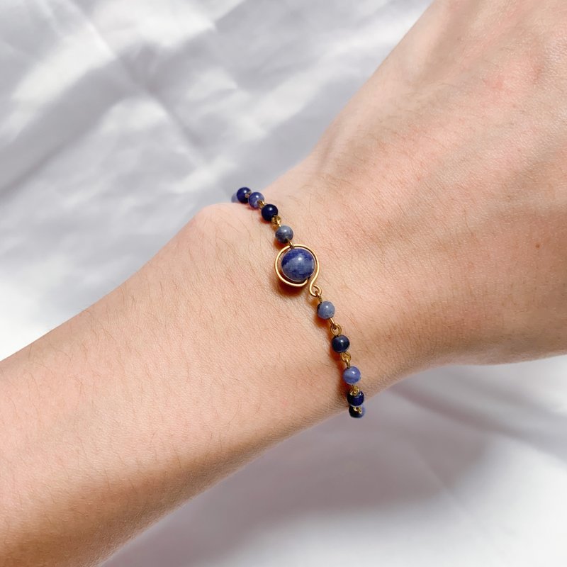 2色入 | 手製半圈藍紋石手鏈 - Wavy Bracelet - 手鍊/手環 - 水晶 藍色