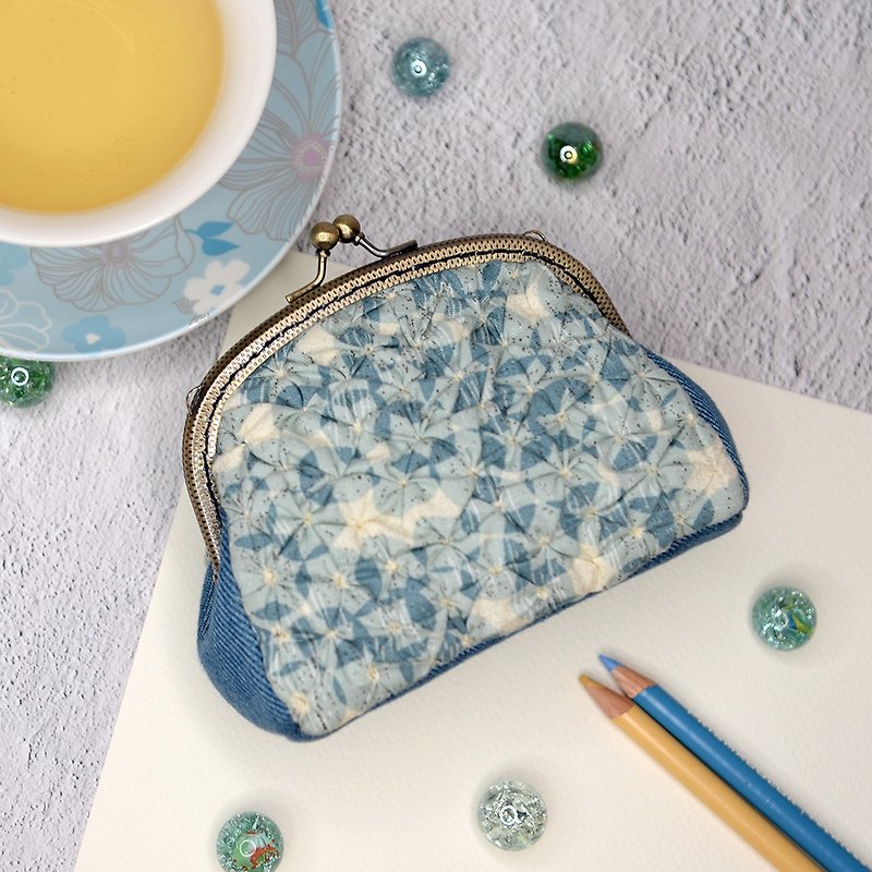 【Only one】 Grip purse with micro ripples - กระเป๋าใส่เหรียญ - ผ้าฝ้าย/ผ้าลินิน สีน้ำเงิน