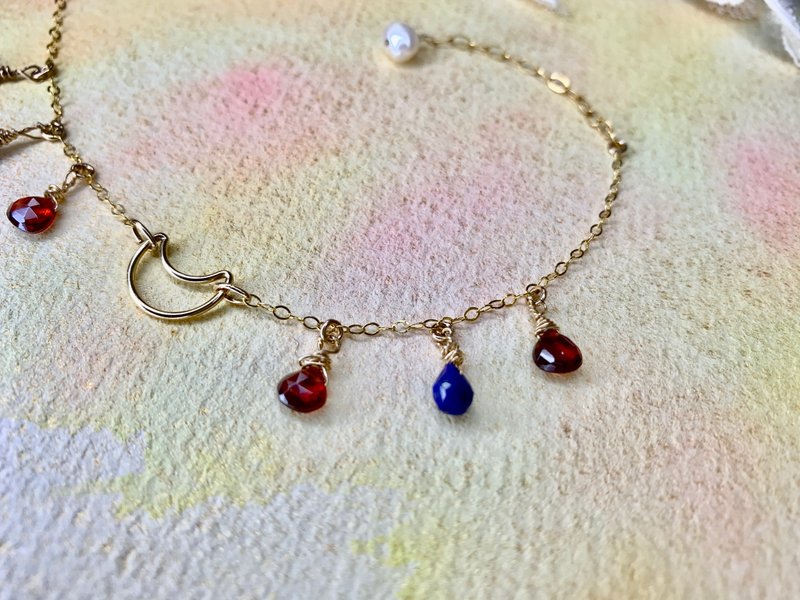 Dancer under the Moon/Garnet/Lapis Lazuli/Crystal Bracelet/Lucky Bracelet - Bracelets - Crystal Red